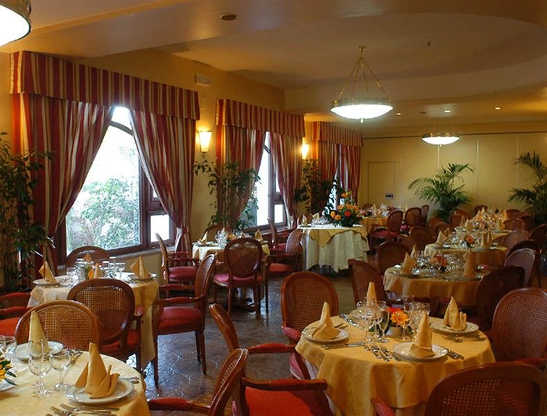 Hotel Azzolini Villagrazia Di Carini Exterior photo